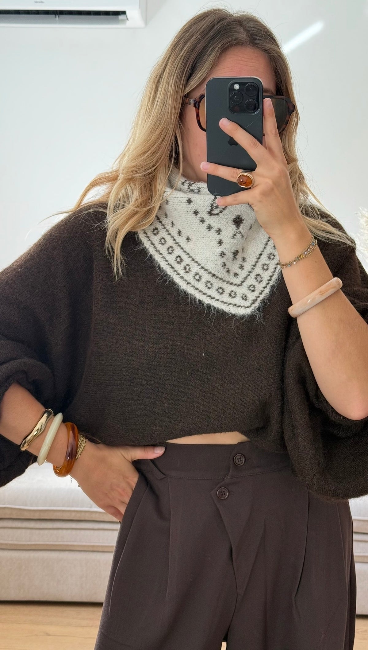MILA - foulard triangle bandana en maille crème