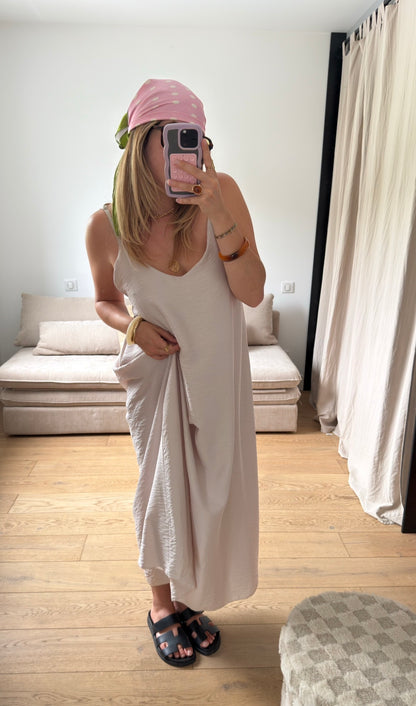 Robe longue dos nu beige