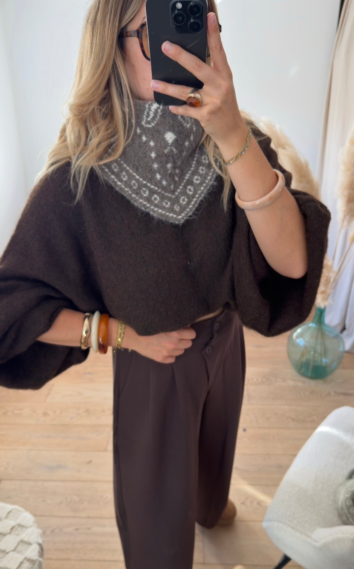 MILA - foulard triangle bandana en maille moccha