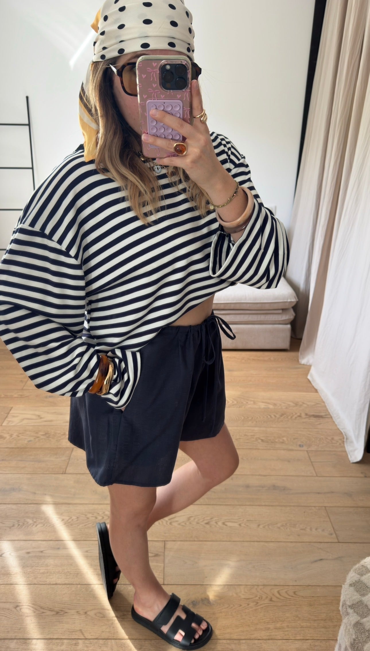Short en lin bleu marine