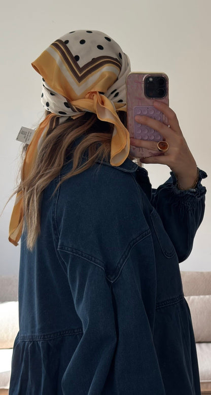 Foulard à pois