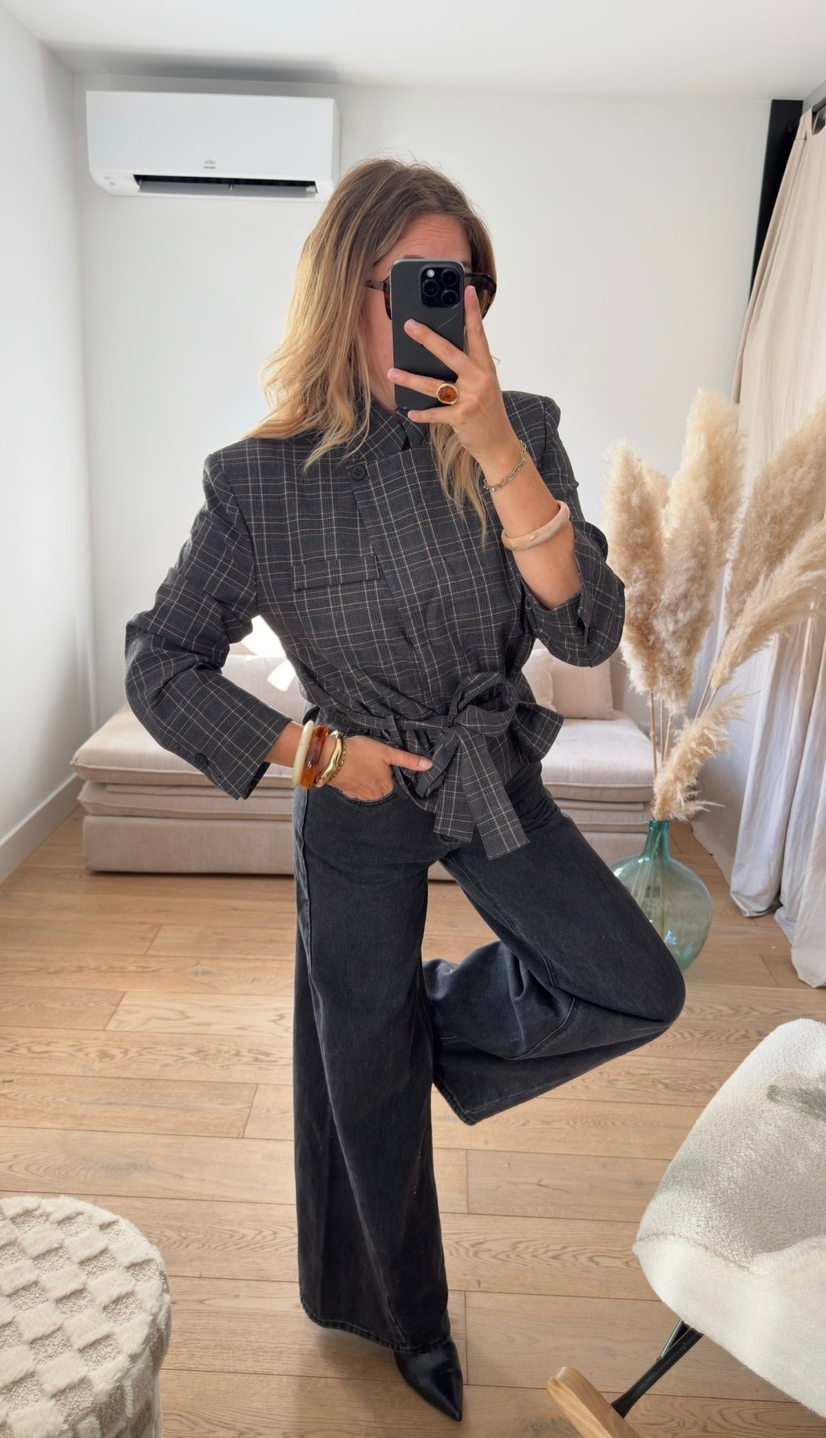 PAULA - blazer court ceinturé à carreaux